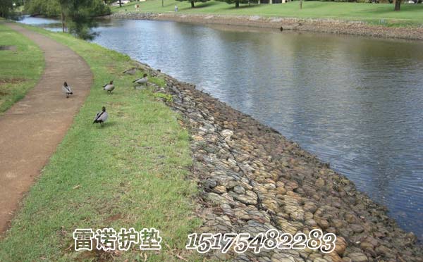 雷诺护垫护岸